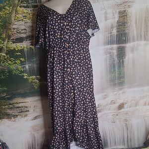 New with tag! Womens 3XL black mauve floral flowy button up flutter sleeve dress